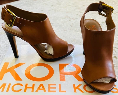 KORS Michael Kors $250 Cuero Plataforma Tacones Punta abierta Hebilla Dorada Correa para el Tobillo 7 Foto 1 de 4