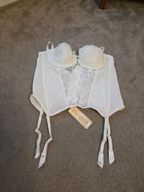Brand New Lise Charmel Wedding Underwired Corset & Surpenders Ivory Size Uk 36B 