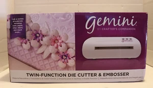 Crafter’s Gemini Twin-Function Die Cutter & Embosser - New/Open Box - Picture 1 of 7