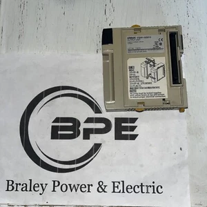 Omron CQM1-OD213 Sysmac Programmable Controller USA - Picture 1 of 4