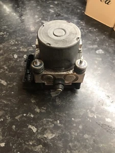 VAUXHALL TIGRA 1.3 Cdti ABS PUMP CONTROL MODULE 0265232214 13276462 HH PAO019 - Picture 1 of 3