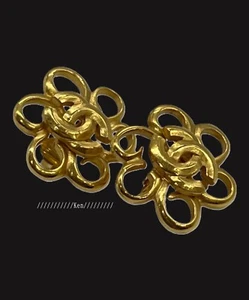 CHANEL Earrings Ear Cuff Vintage Auth Gold Rare COCO CC ken Flower Clip on F/S - Picture 1 of 7
