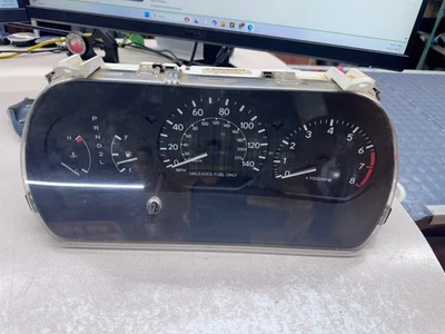 Cuadro de instrumentos velocímetro Toyota Camry CE/LEIXLE 1997-2001 FABRICANTE DE EQUIPOS ORIGINALES Foto 1 de 3