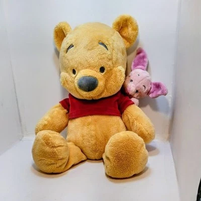 Oso Winnie The Pooh grande de Disney con lechón en el hombro de Pooh 15" felpa suave  Foto 1 de 4