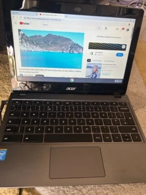 Acer Chromebook C720 11.6 inch (16GB, Intel Celeron, 1.40GHz, 2GB) Laptop - Grey - Image 1 of 3