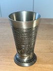 schwerer Wein-Kelch Wein-Becher aus Rein-Zinn  Motiv:Trinkgelage