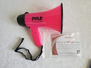 Pyle PMP24PK Battery Operated Portable Compact Megaphone Speaker Bullhorn (Pink) - Picture 1 of 5