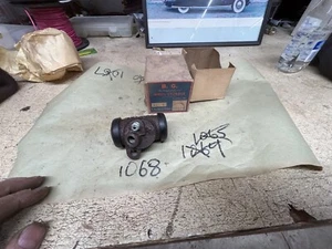 WC25504 WHEEL CYLINDER ''' READ THE LISTING-" 9W - Picture 1 of 2