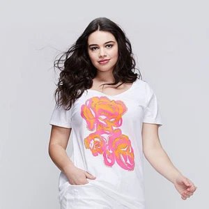 Lane Bryant Hot pink Roses graphic T Shirt Womens plus size 26W 28W 4X NEW - Picture 1 of 8