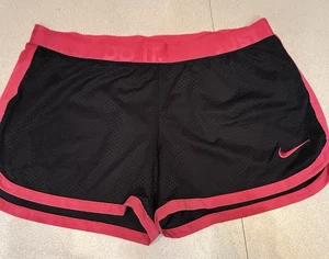 Nike Dri-Fit Women’s Black And Pink Running Shorts Size M - Picture 1 of 4