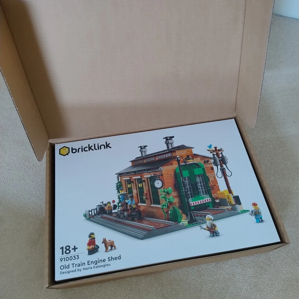 Lego Bricklink Designer Program 910033 Old Train Engine Shed .