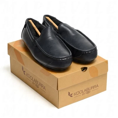 Zapatillas lisas Koolaburra Ugg Tipton para hombre talla 10 negras deslizables cómodas 1154810 Foto 1 de 4