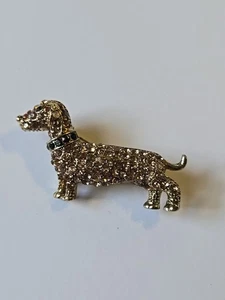 Dachshund Wiener Dog Golden Brown Crystals on Copper Tone Brooch Pin  - Picture 1 of 4