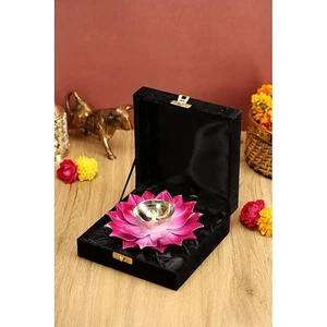 Ottone e Metallo Rosa Loto Design Fai da Te per Puja Decorazione Altare Casa 15,2 x 6,4 - Foto 1 di 5