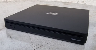 Pioneer BDR-XS07TUHD - 4K UHD Playback & Friendly - Externer Blu-Ray Brenner - Bild 1 von 4