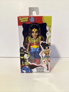 NECA Ben Cooper Wonder Woman Figur Kostüm/Maske DC Superheld 5,5" Originalverpackt - Bild 1 von 5