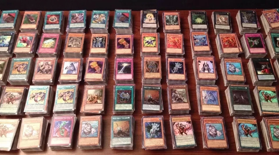 YUGIOH 100 CARD ALL HOLOGRAPHIC HOLO FOIL COLLECTION LOT! SUPER, ULTRA, SECRETS! - Image 1 of 1