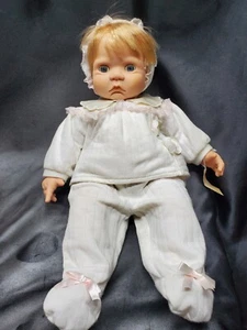 Playmates Baby Doll 22" Soft Body Sleep Eye Frown Blonde Blue Realistic 1986 - Picture 1 of 23