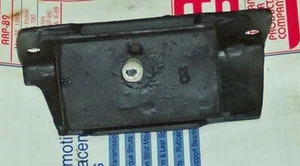 NORS 1966-1986 Ford Truck Motor Mount 255 / 289 / 302 V-8 - Foto 1 di 1