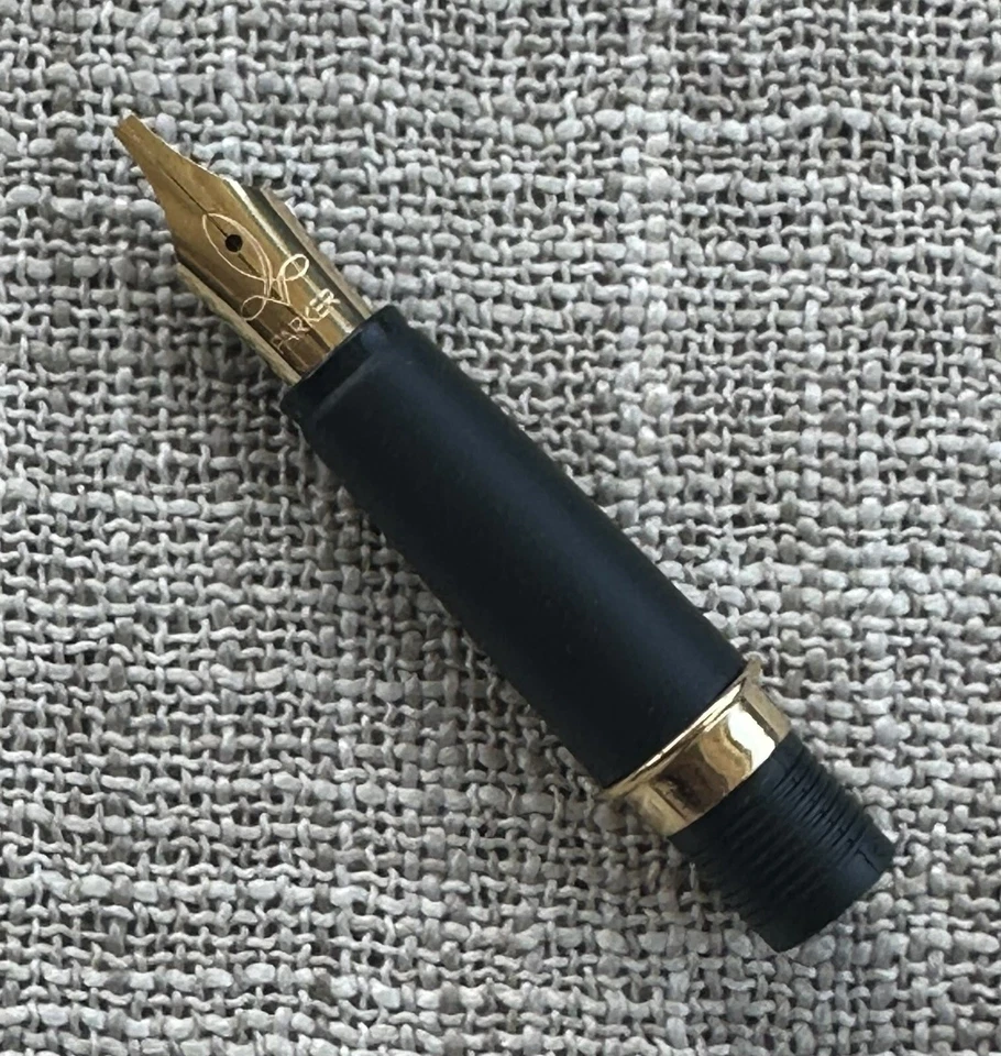 Mint Parker Frontier Fountain Pen Nib/Feed/Section Unit, Broad Italic Stub - Image 1 of 4