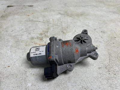 Оригинальная деталь двигателя раздаточной коробки 2019 CHEVROLET TAHOE  - Изображение 1 из 4