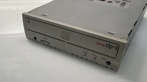 iOmega ZIP CD 650 ZIPCD384INT Internal CD Drive CDRW Rewritable Recordable - Picture 1 of 4
