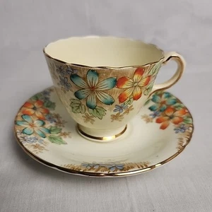 Delphine Art Deco Bone China England White Stemmed Rose Tea Cup And Saucer Set - Picture 1 of 7