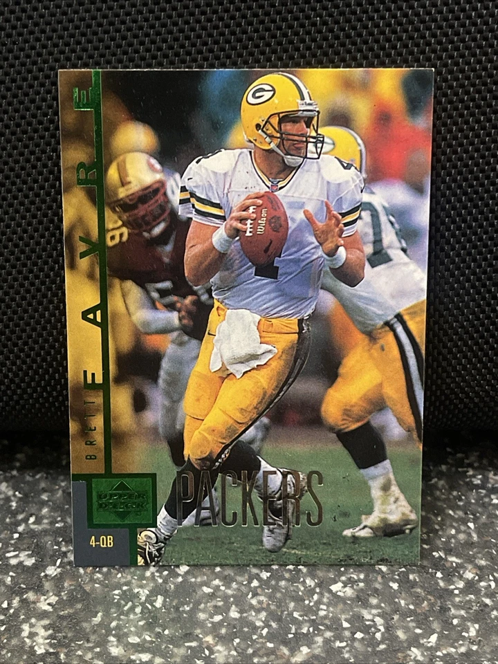 1998 Brett Favre #1 Upper Deck Green Bay Packers HOF Free Shipping - Image 1 of 2