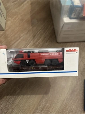 Marklin HO 4849 PANTHER 8x8 TRUCK & FlAT CARRIER NEW IN BOX - Image 1 of 2