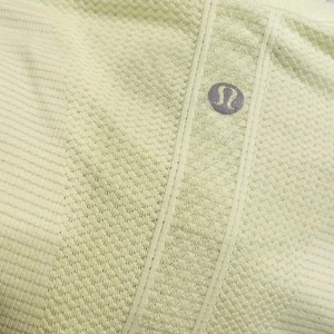 ~ Lululemon 8 Swiftly Tech Hip Long Sleeve Yellow Top Thumb Acid/Neon Womens - Picture 1 of 16
