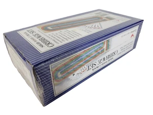 Cardinal Wood Cribbage Set 3 Schienen für 3 Spieler Alter 8+ mit Karten & Farbheringen - Bild 1 von 9