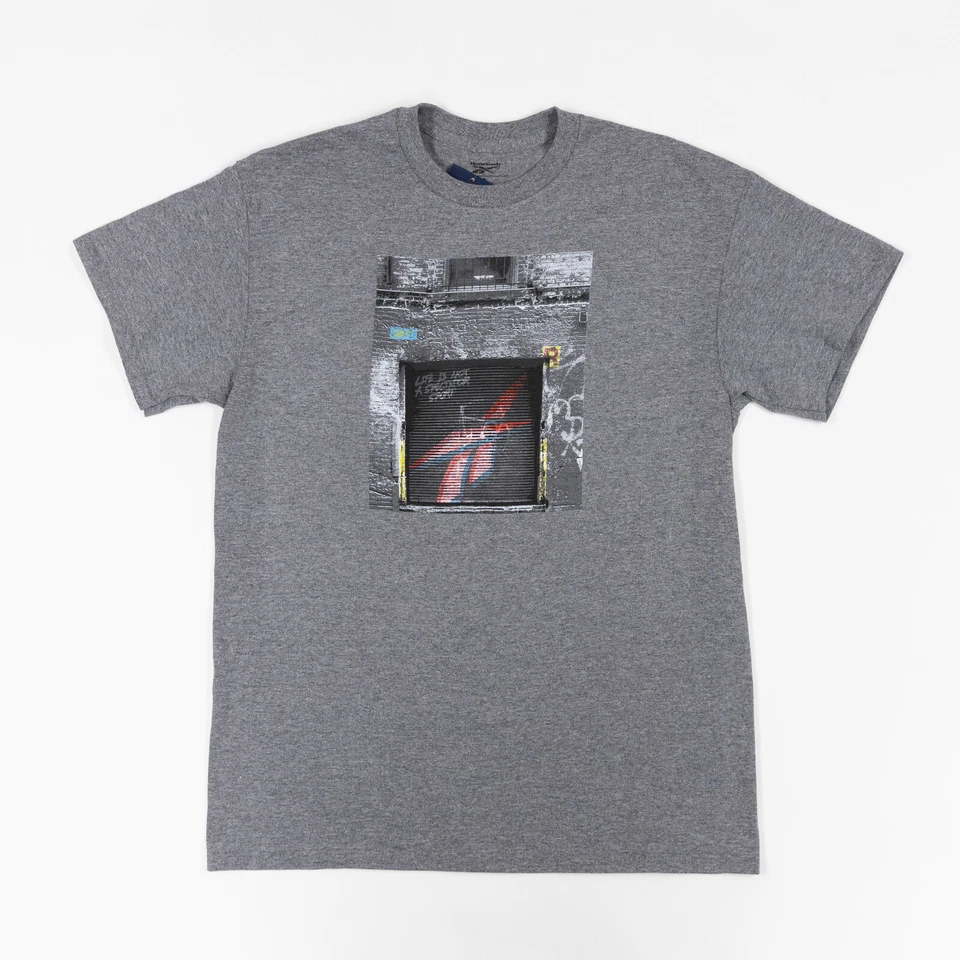 Reebok Logo Graphic T-Shirt Men's L Grey Crew Neck Short Sleeve Pullover