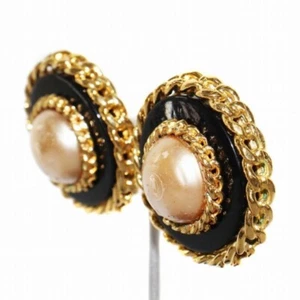 CHANEL Authentic Clip-on Earrings Vintage White Black Gold-tone 4cm USED 202501Y - Picture 1 of 9