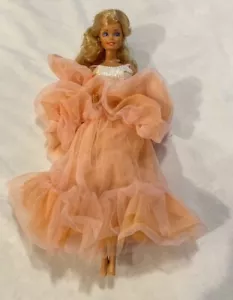 Vintage 1966 Barbie Peaches n Cream Doll Dress Shawl Necklace Earrings Ring Boa - Picture 1 of 9