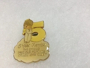 Vintage Precious Moments Brooch Pin 5 Year Anniversary Member Collector - Picture 1 of 6