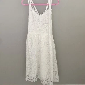 White Lace Dress - Size 10 - Picture 1 of 6