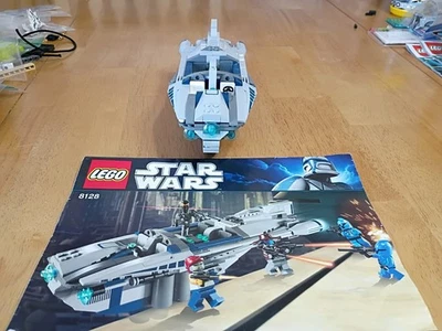 LEGO Star Wars: Cad Bane's Speeder (8128) - Image 1 of 4