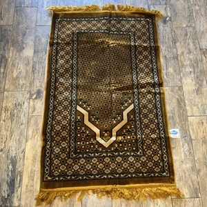 Kano Turkey Muslim Prayer Mat Rug Attached Carry Bag 41x27+3+3" Fringe EXCELLENT - Picture 1 of 11