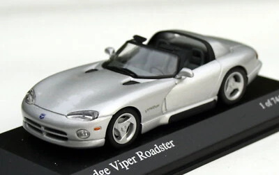Dodge Viper Rt/10 Roadster Bj. 1992-1995, Metallo Argentato, MINICHAMPS Im M.1 - Immagine 1 di 4
