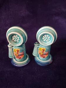 Space Needle Salz Pfefferstreuer Telefon Vintage Seattle Made in Japan türkis  - Bild 1 von 7