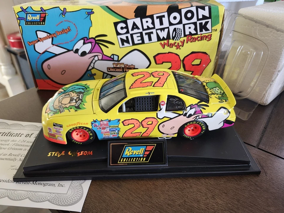 1997 revell cartoon network  with box in excellent condition - Image 1 of 4