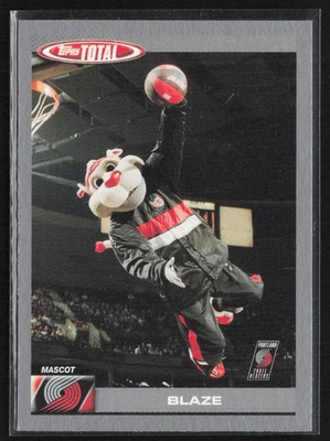 2004-05 Topps Total #422 Blaze Silver Portland Trail Blazers - Image 1 of 2