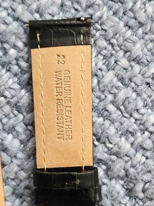 22mm Black Alligator Genuine Leather WATER RESISTANT Interchangeable Band Strap - Picture 1 of 5