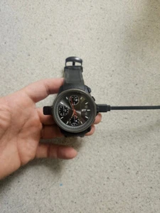 iFit Classic Black Bluetooth watch. w/charger. works - Picture 1 of 5