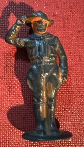 Saluting Boy Scout Early Lead Toy Soldier Type 3" Figure by Barclay Made in USA - Picture 1 of 2