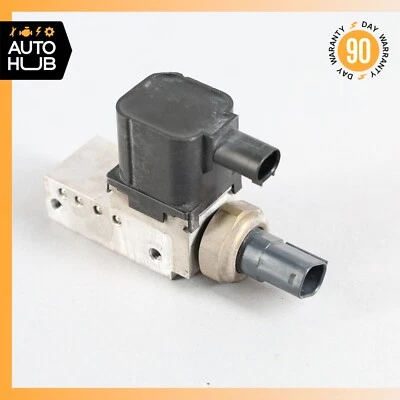 03-11 Bloque de válvula de suspensión neumática Mercedes W211 E55 AMG CLS500 E350 FABRICANTE DE EQUIPOS ORIGINALES Foto 1 de 4