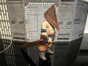 Figura de colección personalizada Star Wars Pyramid Head Rancor Keeper. Vividmotion. - Imagen 1 de 4