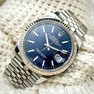 Rolex Datejust 126234 36 esfera azul acanalada motivo jubileo descontinuado | Completo Foto 1 de 4