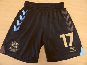 NORTHAMPTON TOWN FC | 17 | SHAUN McWILLIAMS | PANTALONES CORTOS USADOS A JUEGO 2022/2023 | Talla M - Imagen 1 de 3