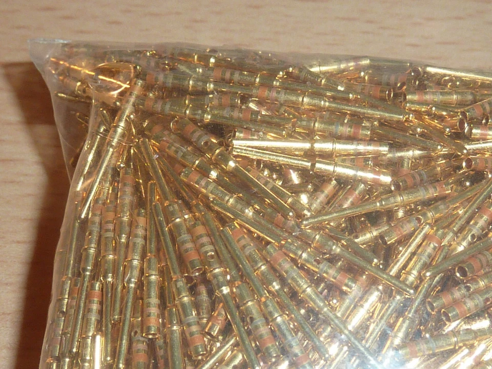 100 pcs (100 pcs.) Connectors/Pins, M39029/18-20-20 (81541-20), Manufacturer: TE German - Image 1 of 1